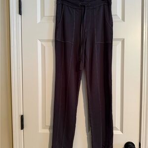 XCVI Women's Steel Blue/Gray Joggers